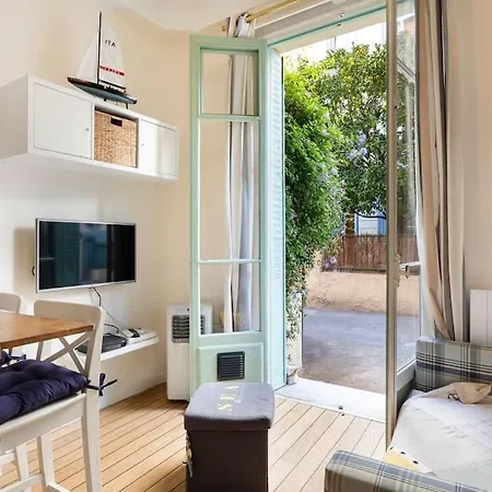 On Board Captain Nice